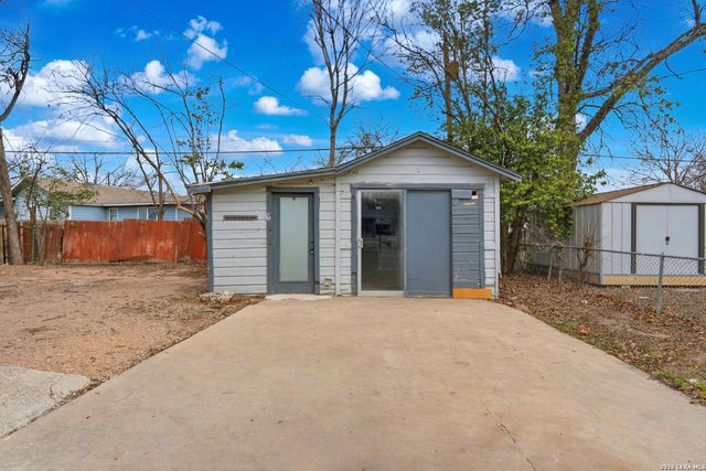 1235 Sims, San Antonio, TX 78225