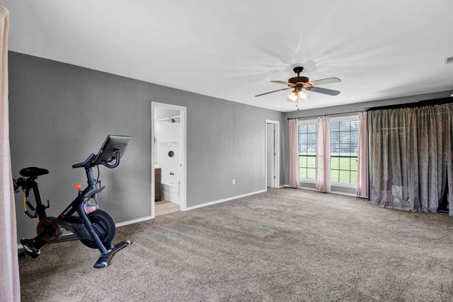 3721 Cooks Road, Marshall, TX 75670