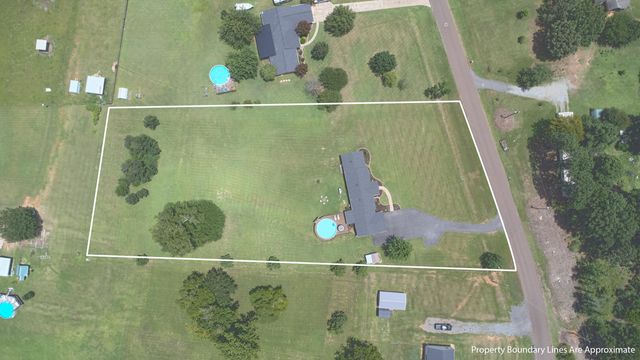 3721 Cooks Road, Marshall, TX 75670
