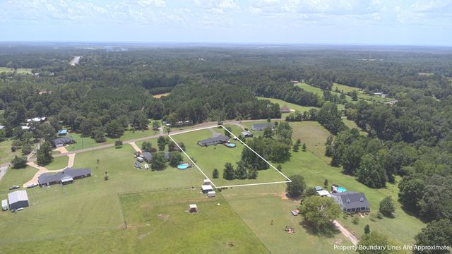 3721 Cooks Road, Marshall, TX 75670