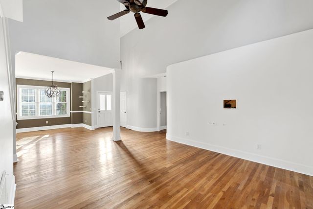 403 Mossy Ledge Lane, Simpsonville, SC 29681