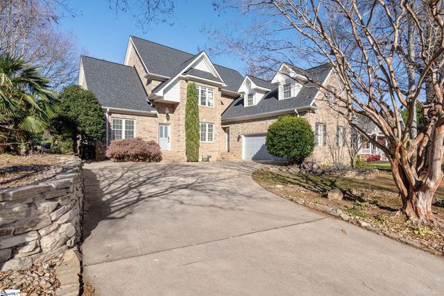 403 Mossy Ledge Lane, Simpsonville, SC 29681