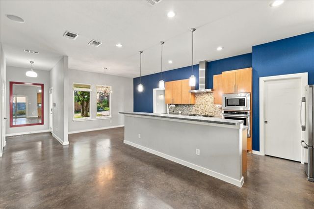 908 Idlewild Court, Highland Village, TX 75077