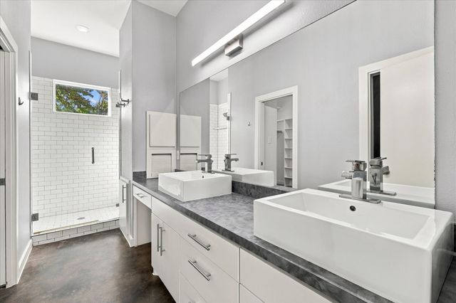 908 Idlewild Court, Highland Village, TX 75077