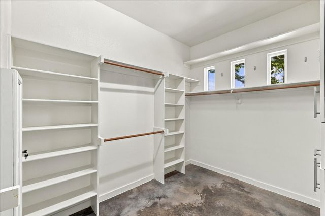 908 Idlewild Court, Highland Village, TX 75077