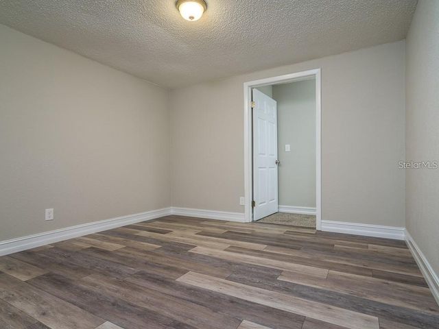 7225 33RD STREET N, St Petersburg, FL 33702