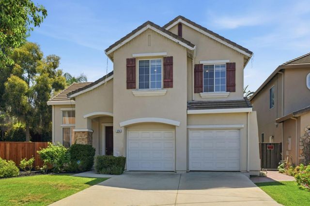 3286 Chateau Du Lac, San Jose, CA 95148