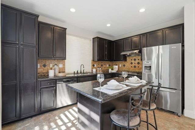3286 Chateau Du Lac, San Jose, CA 95148