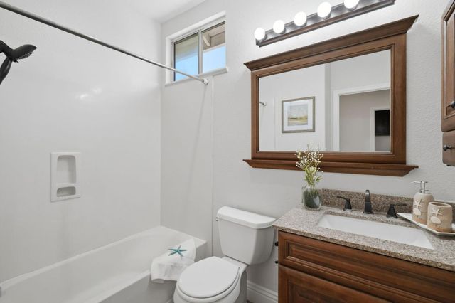 3286 Chateau Du Lac, San Jose, CA 95148