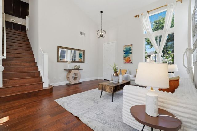 3286 Chateau Du Lac, San Jose, CA 95148