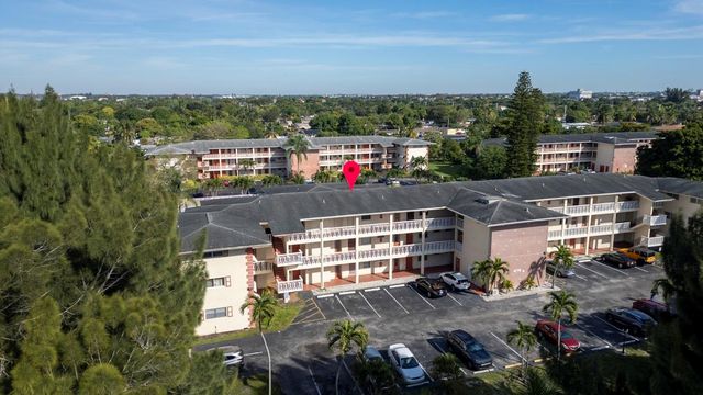 4770 NW 10th Ct 106, Plantation, FL 33313