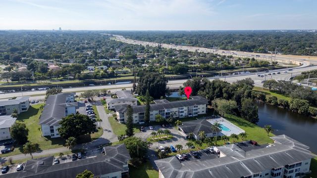 4770 NW 10th Ct 106, Plantation, FL 33313