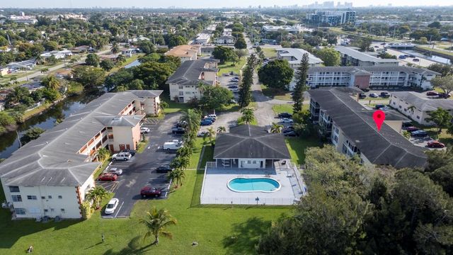 4770 NW 10th Ct 106, Plantation, FL 33313