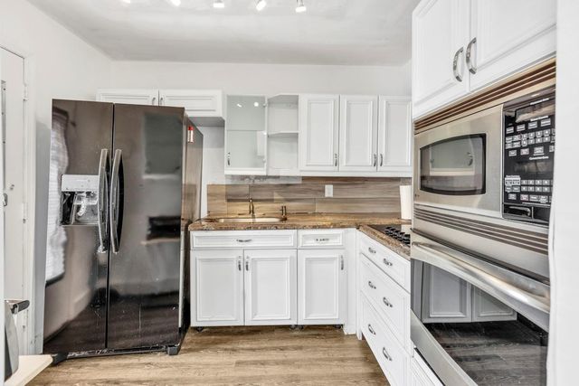 4770 NW 10th Ct 106, Plantation, FL 33313