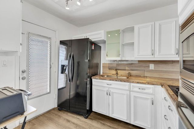 4770 NW 10th Ct 106, Plantation, FL 33313