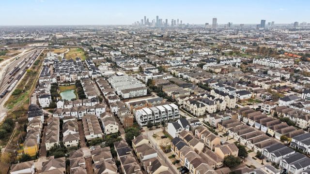 5807 Katy Street, Houston, TX 77007