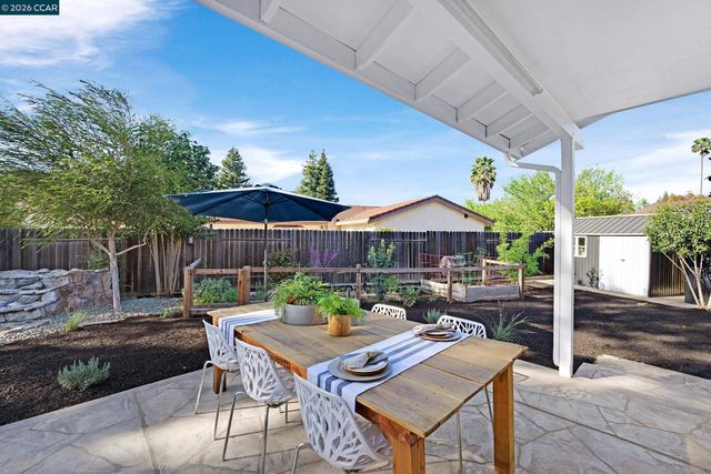 207 Normandy Ln, Walnut Creek, CA 94598