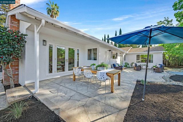 207 Normandy Ln, Walnut Creek, CA 94598