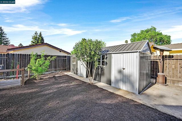 207 Normandy Ln, Walnut Creek, CA 94598