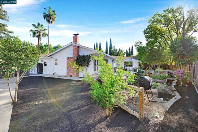 207 Normandy Ln, Walnut Creek, CA 94598