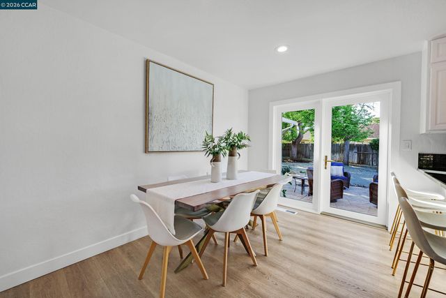 207 Normandy Ln, Walnut Creek, CA 94598