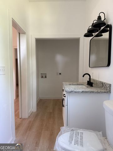 808 CENTER Street, Macon, GA 31217