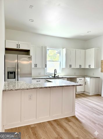 808 CENTER Street, Macon, GA 31217