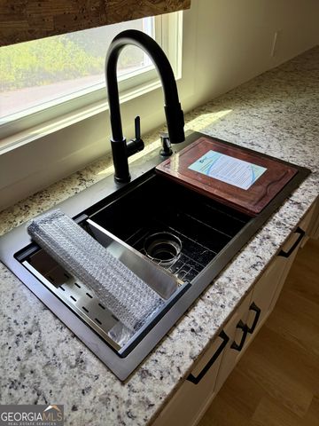 808 CENTER Street, Macon, GA 31217