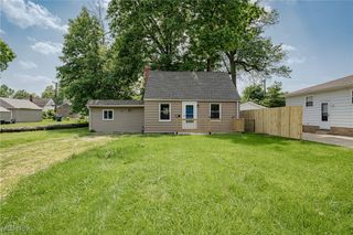 1138 E 331st Street, Eastlake, OH 44095