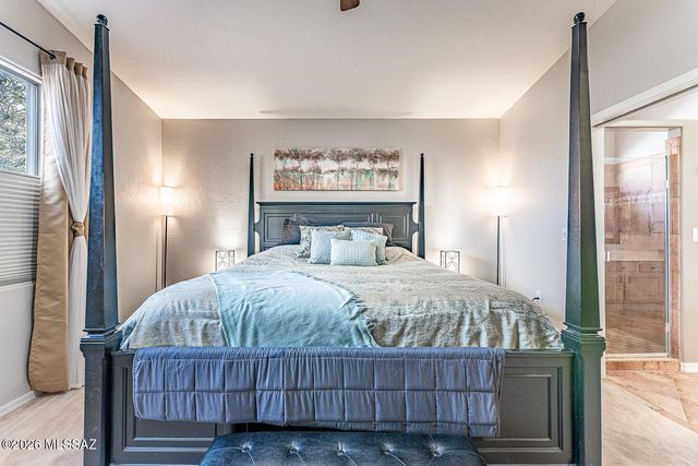 668 W Greenview Place, Green Valley, AZ 85614