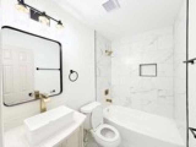 7027 Biscayne Boulevard, Rex, GA 30273