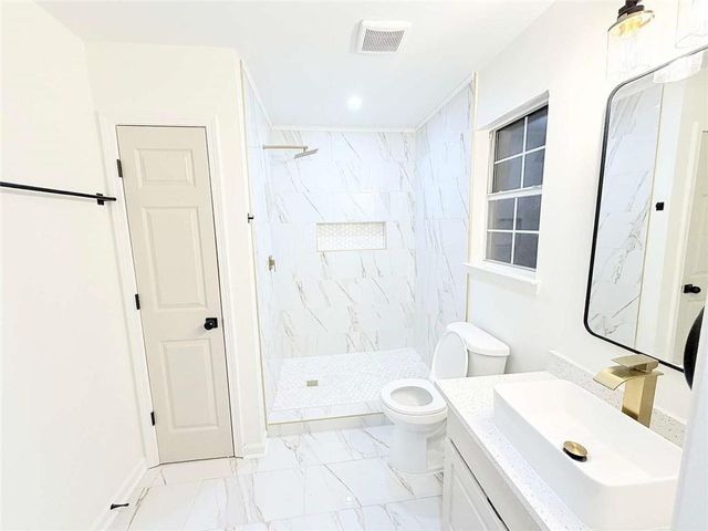 7027 Biscayne Boulevard, Rex, GA 30273