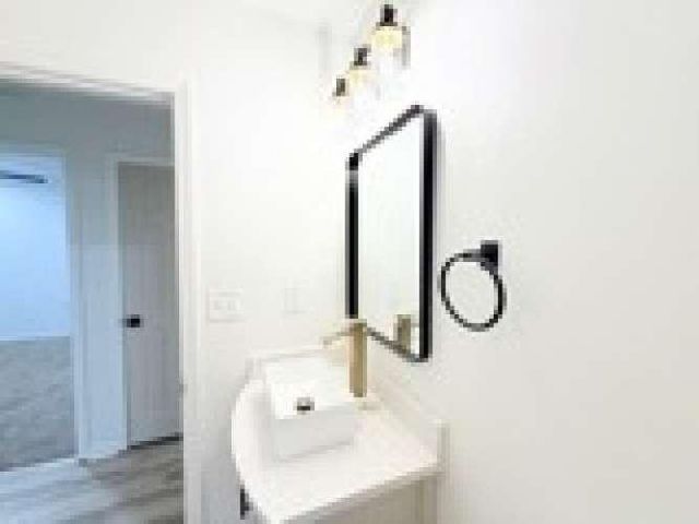 7027 Biscayne Boulevard, Rex, GA 30273