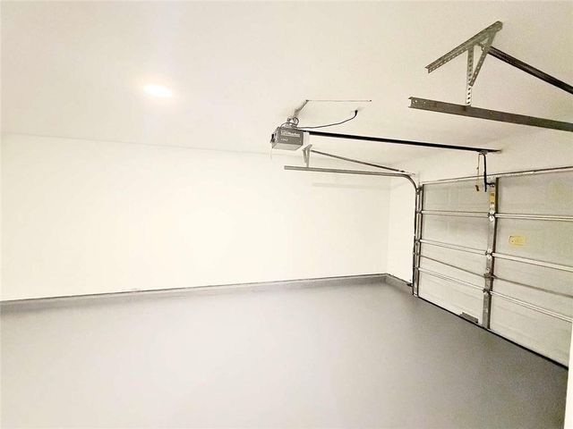 7027 Biscayne Boulevard, Rex, GA 30273