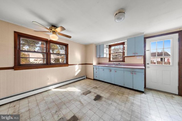 54 ATLANTIC AVE, Waretown, NJ 08758