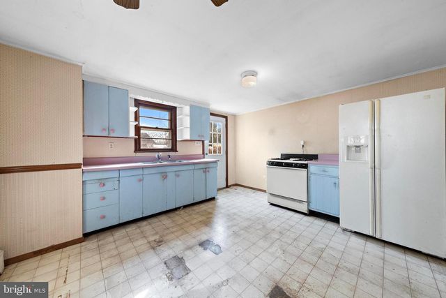 54 ATLANTIC AVE, Waretown, NJ 08758