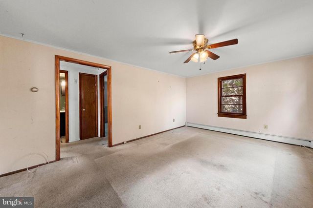 54 ATLANTIC AVE, Waretown, NJ 08758