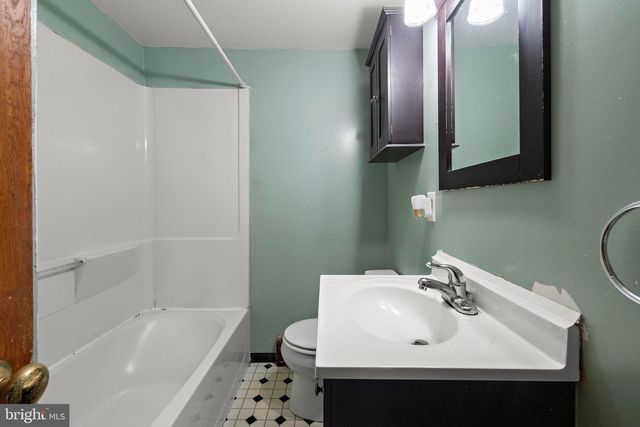 54 ATLANTIC AVE, Waretown, NJ 08758