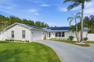 403 Highwood Circle, Jupiter, FL 33458