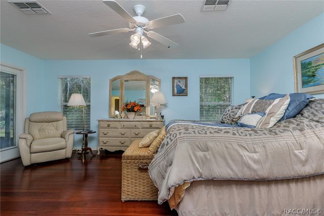 7 Maidenbush Court W, Homosassa, FL 34446