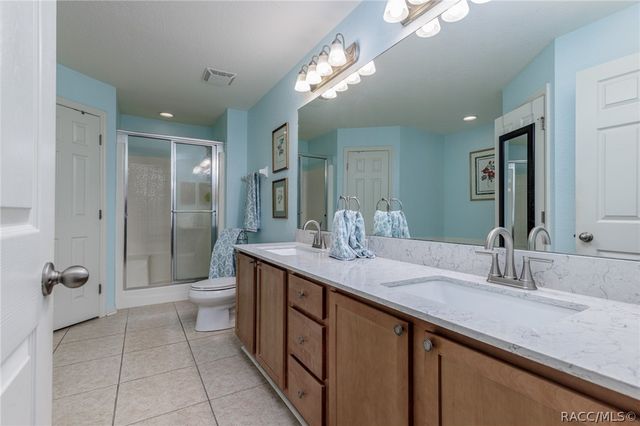 7 Maidenbush Court W, Homosassa, FL 34446