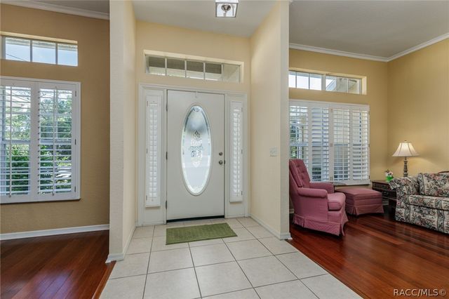 7 Maidenbush Court W, Homosassa, FL 34446