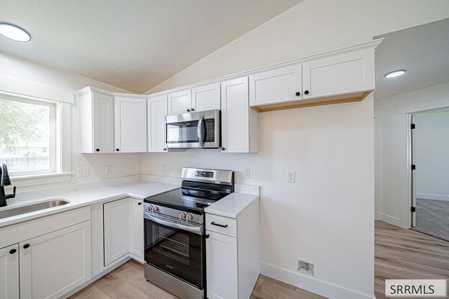 2901 Bliss Drive, Idaho Falls, ID 83401