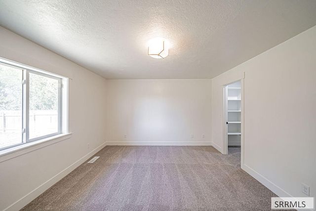 2901 Bliss Drive, Idaho Falls, ID 83401
