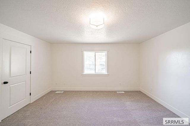 2901 Bliss Drive, Idaho Falls, ID 83401