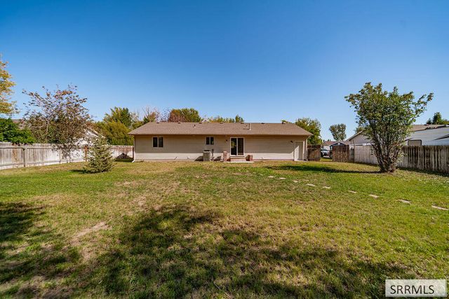 2901 Bliss Drive, Idaho Falls, ID 83401
