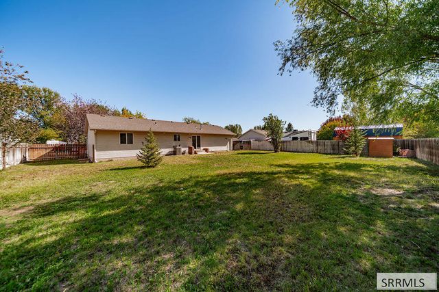 2901 Bliss Drive, Idaho Falls, ID 83401