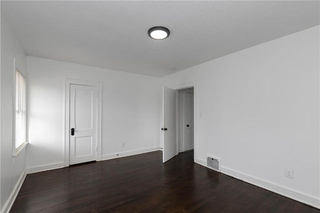 3717 Indiana Avenue, Kansas City, MO 64128