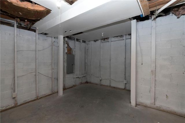 3717 Indiana Avenue, Kansas City, MO 64128