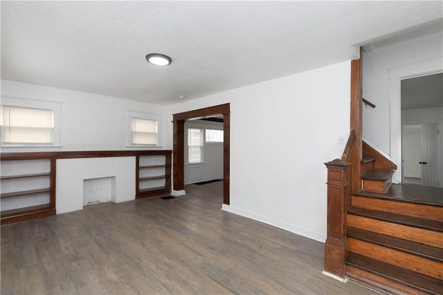 3717 Indiana Avenue, Kansas City, MO 64128